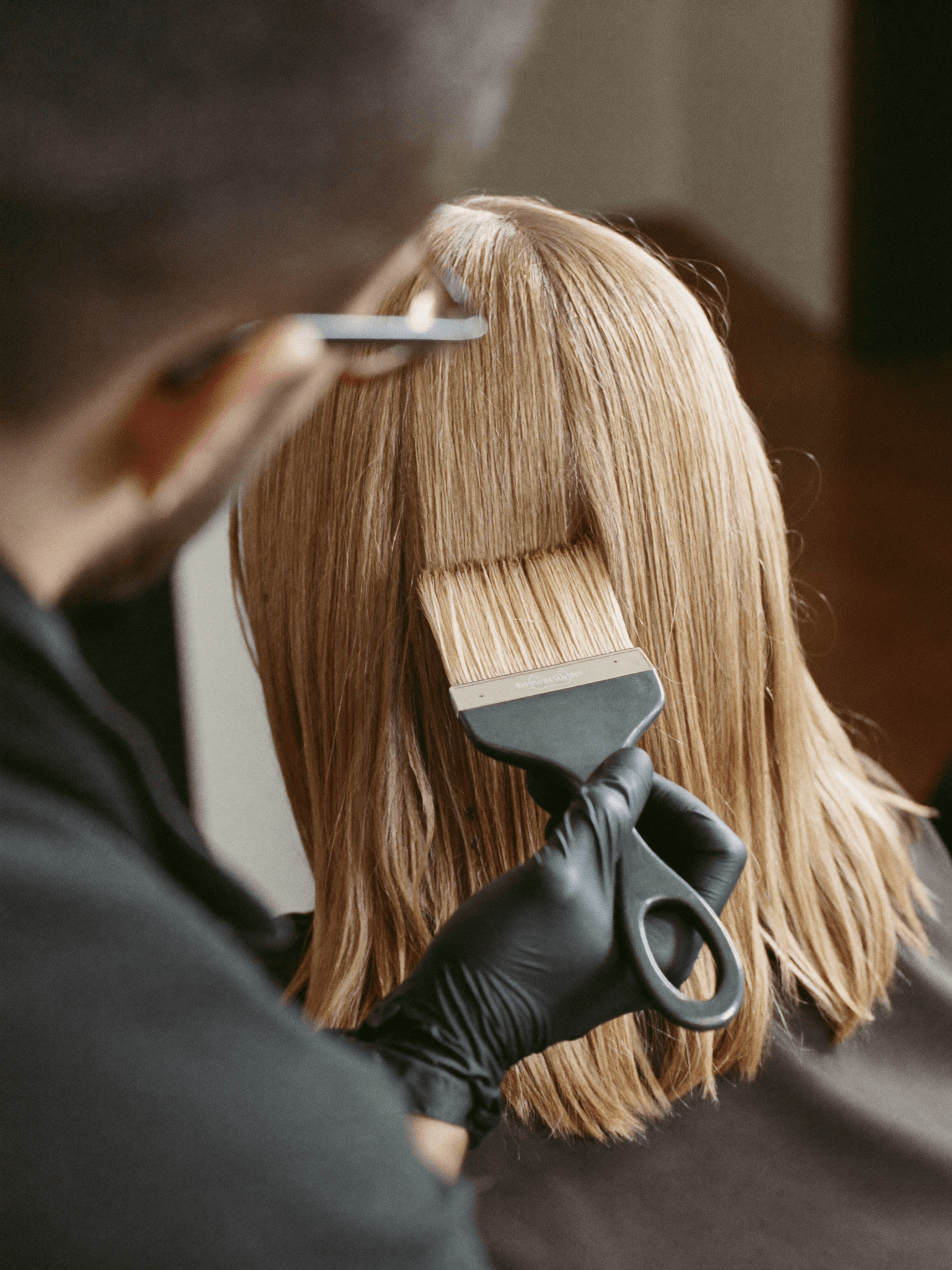 Professionelle Coloration bei Salon Élite